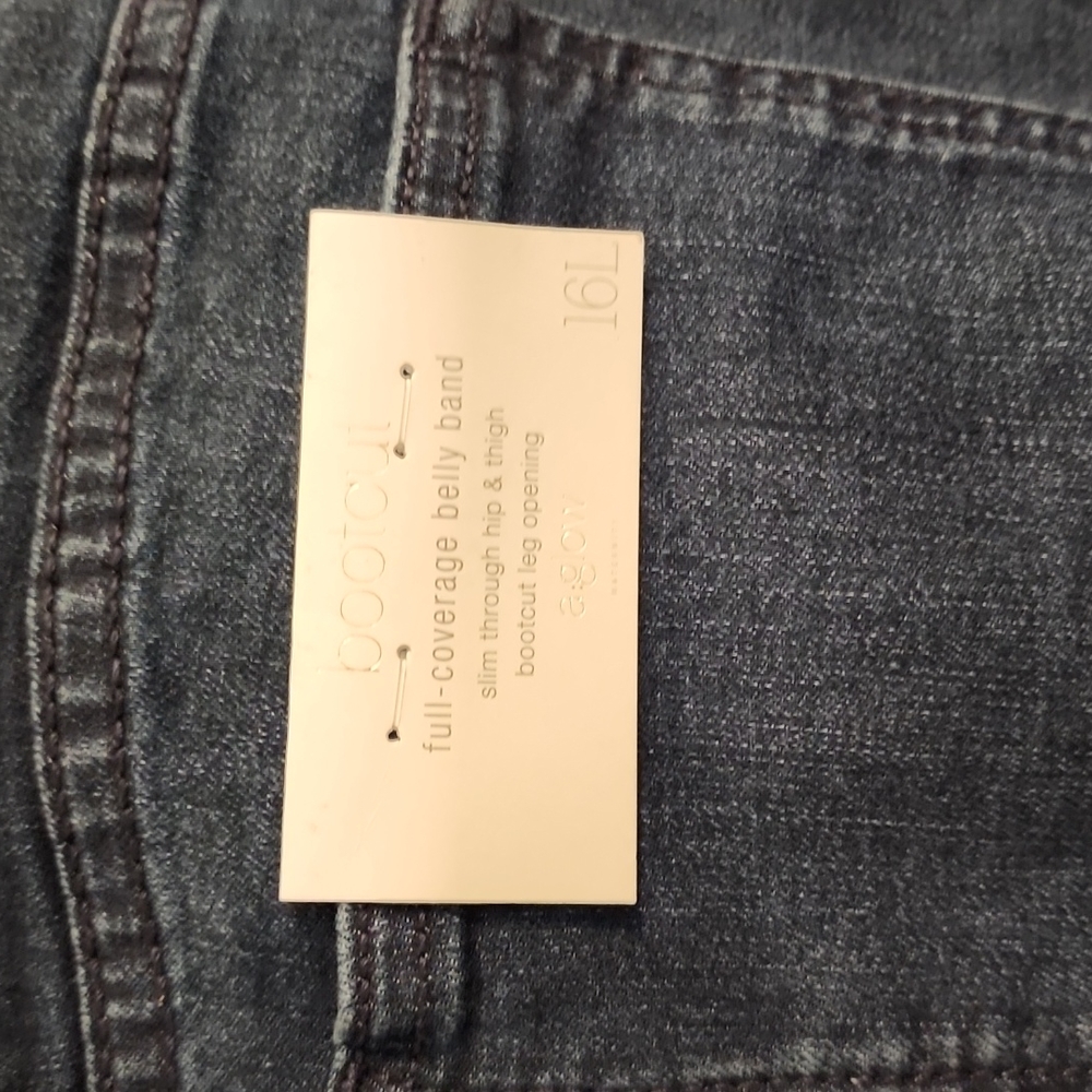 Maternity Bootcut Jeans - Picture 6 of 7